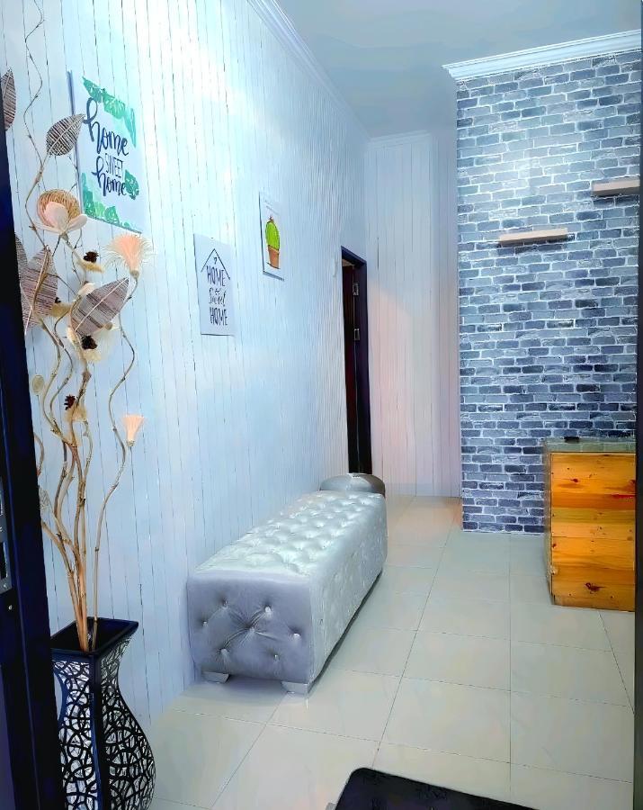 De Patuk Homestay ยอกยาการ์ตา ภายนอก รูปภาพ
