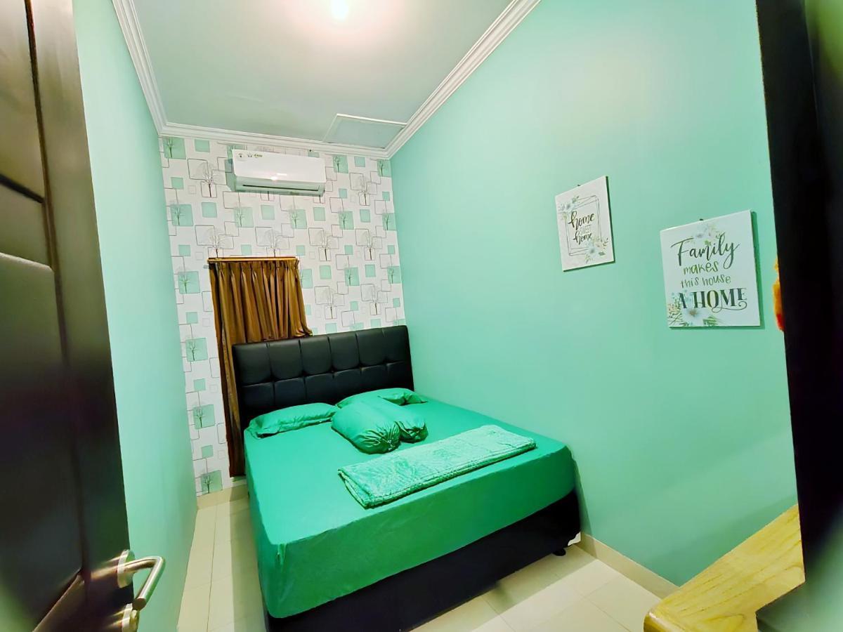 De Patuk Homestay ยอกยาการ์ตา ภายนอก รูปภาพ